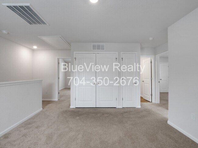 Building Photo - 9346 Creedmore Hills Dr