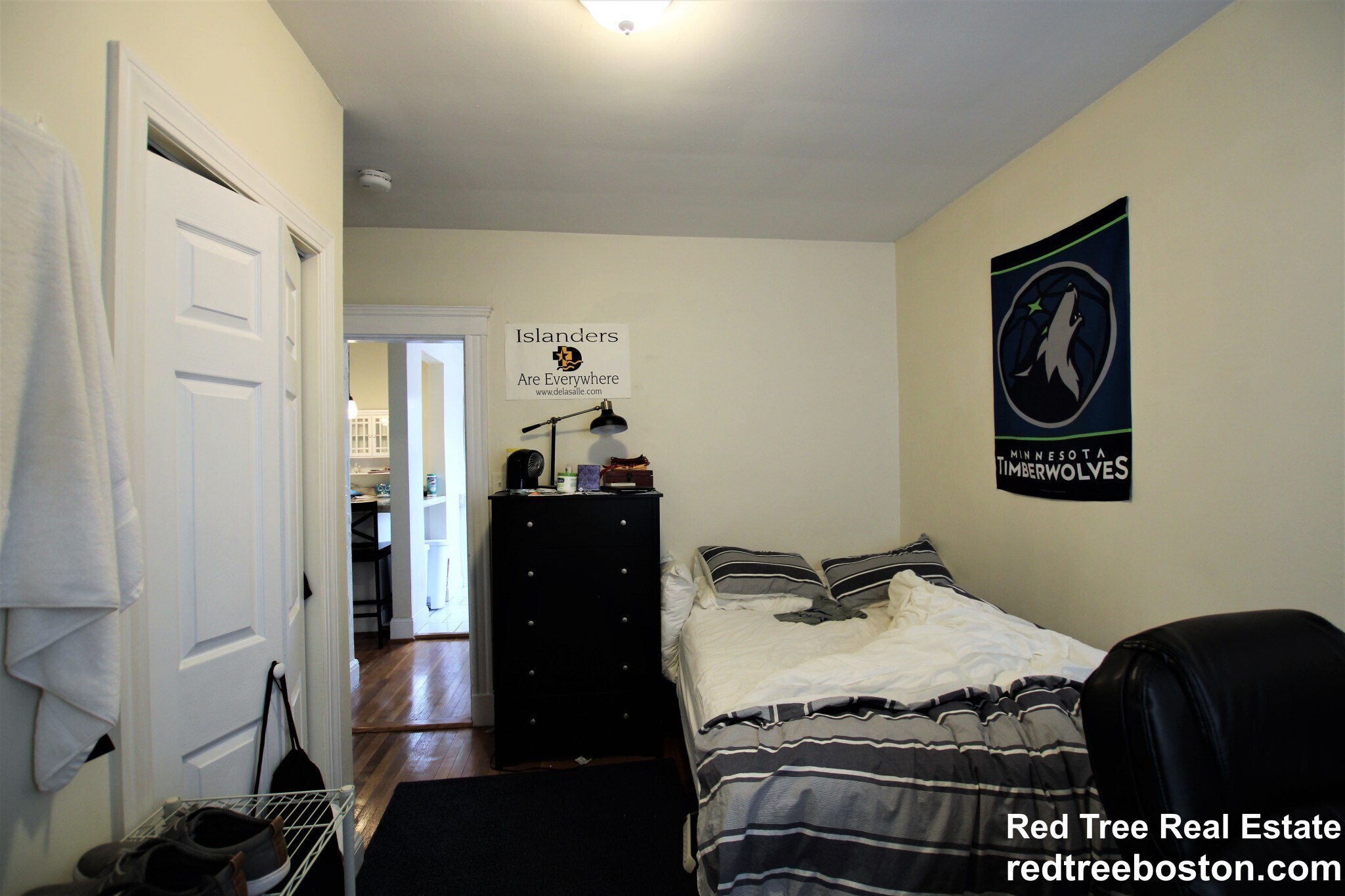 Building Photo - 2009 Commonwealth Ave