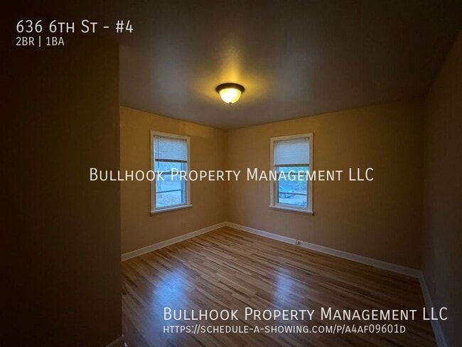 Building Photo - 636 6th St