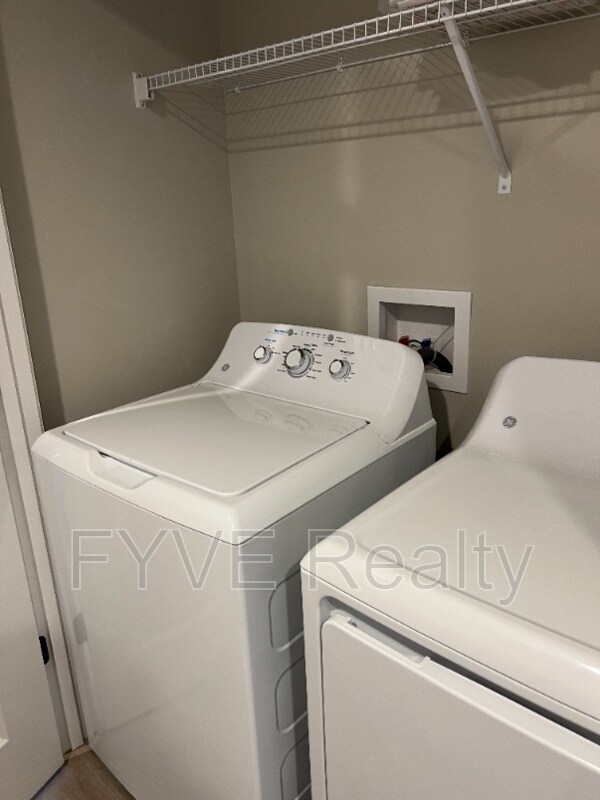 Building Photo - 3122 Rustic Charm Way