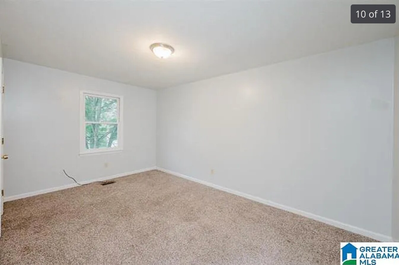 Building Photo - 218 Carl Nichols Dr