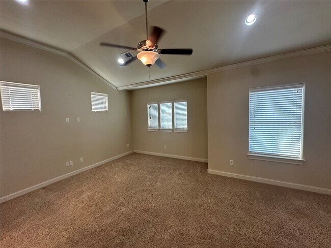 Building Photo - 2021 Fannin Station