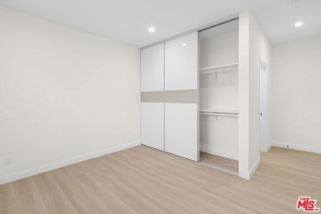 Building Photo - 2445 Harwood St