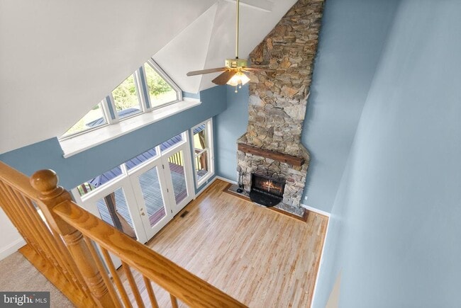 Building Photo - 943 Castle Rock Ln