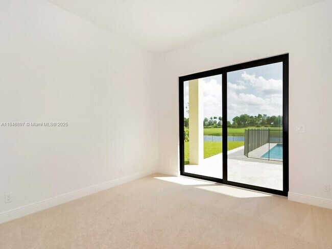 Building Photo - 10400 S Barnsley Dr