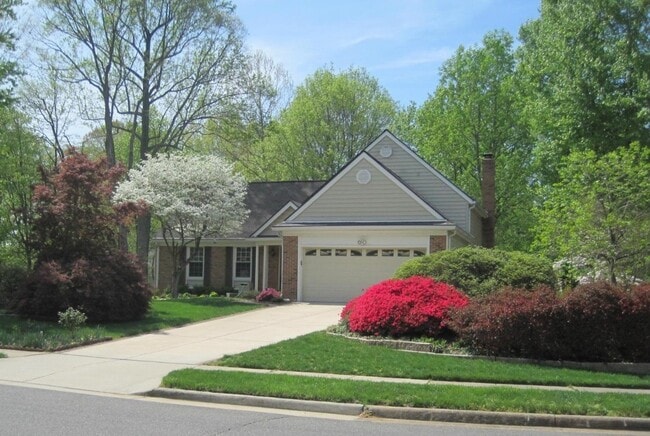 Building Photo - 7200 Hopkins Ct
