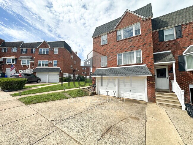 Building Photo - 3950 Constance Rd