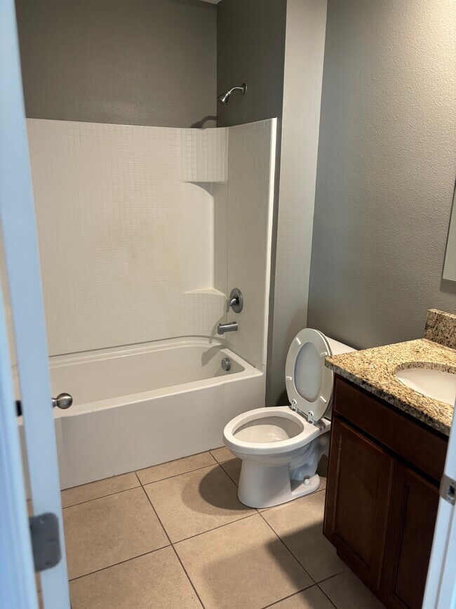 Building Photo - 152 Ludisia Loop