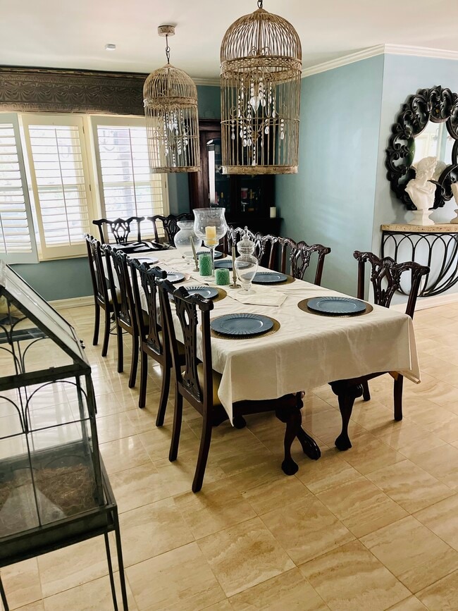 Dining room - 15635 Vandorf Pl