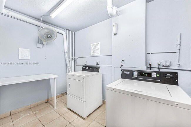 Building Photo - 501 Three Islands Boulevard
