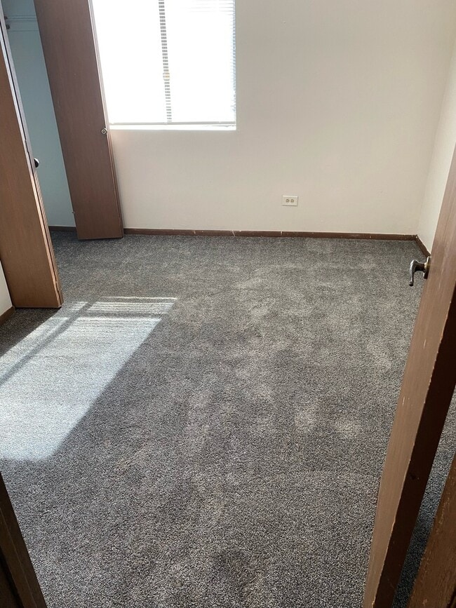 Building Photo - 1259 Cunningham Dr