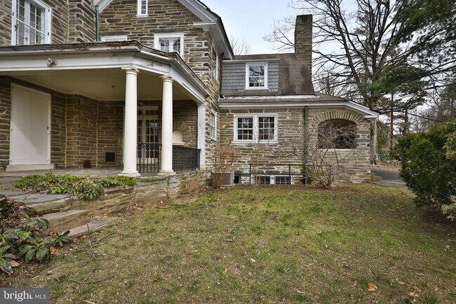 Building Photo - 6610 Wissahickon Ave