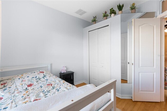 Building Photo - 12322 Foxmoor Peak Dr