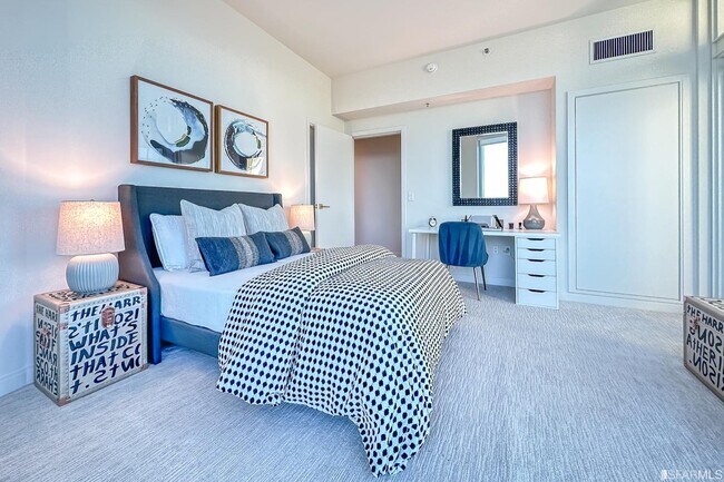 Building Photo - 401 Harrison St