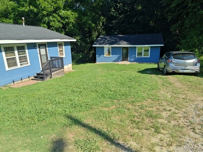 Multi-family lot - 103 Blue Ln