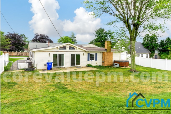 Building Photo - 12110 Tulip Grove Dr