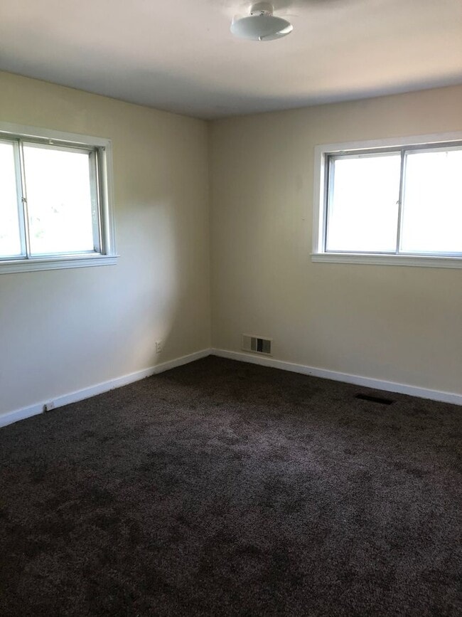 Building Photo - New For Rent!