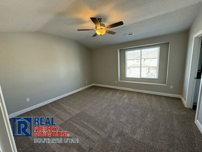 Building Photo - Brand New - River Trail Townhome