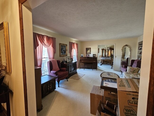 Building Photo - 1876 S Mt Juliet Rd