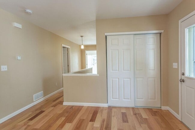 Building Photo - 2362 Calcite St