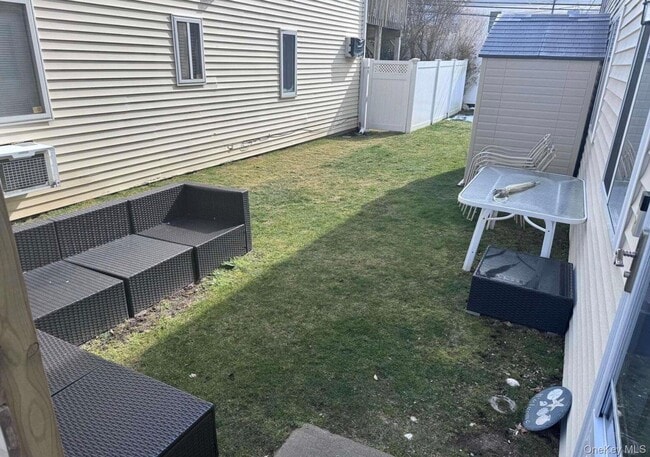 Building Photo - 518 E Penn St