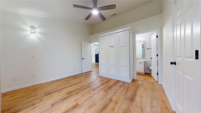 Building Photo - 315 S Edison Ave