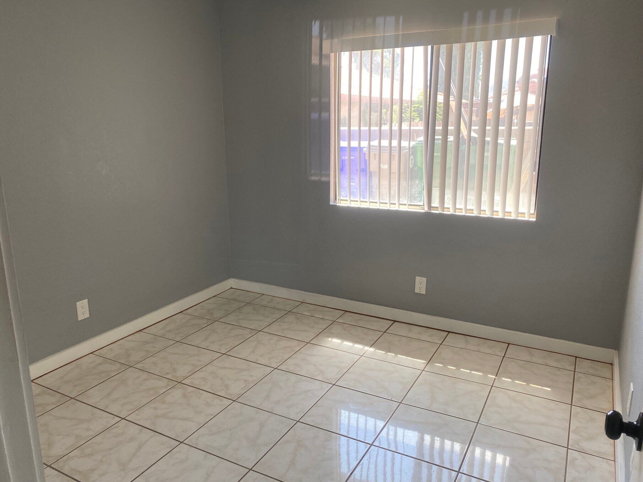 Building Photo - 32415 Pueblo Trl