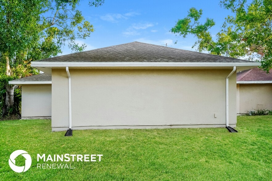 Building Photo - 4454 Armeda Ave