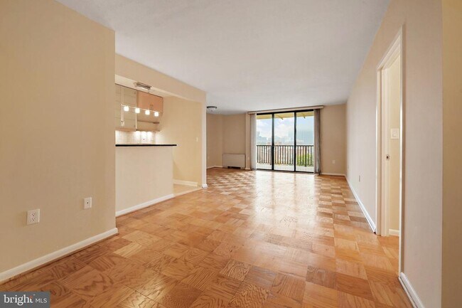 Building Photo - 4242 East-West Hwy