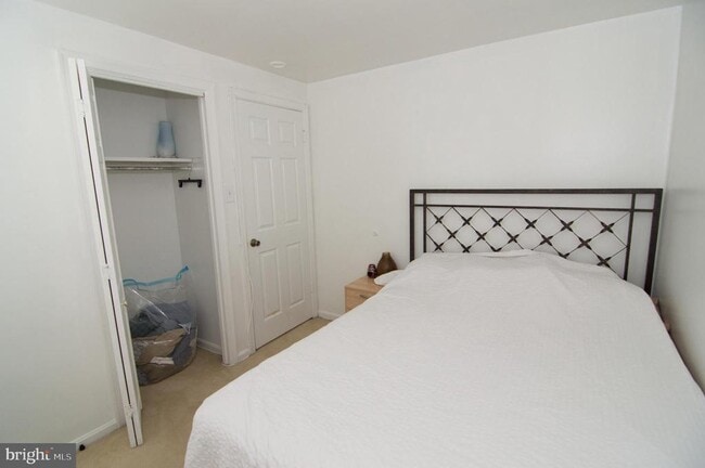 Building Photo - 6618 Birchleigh Way