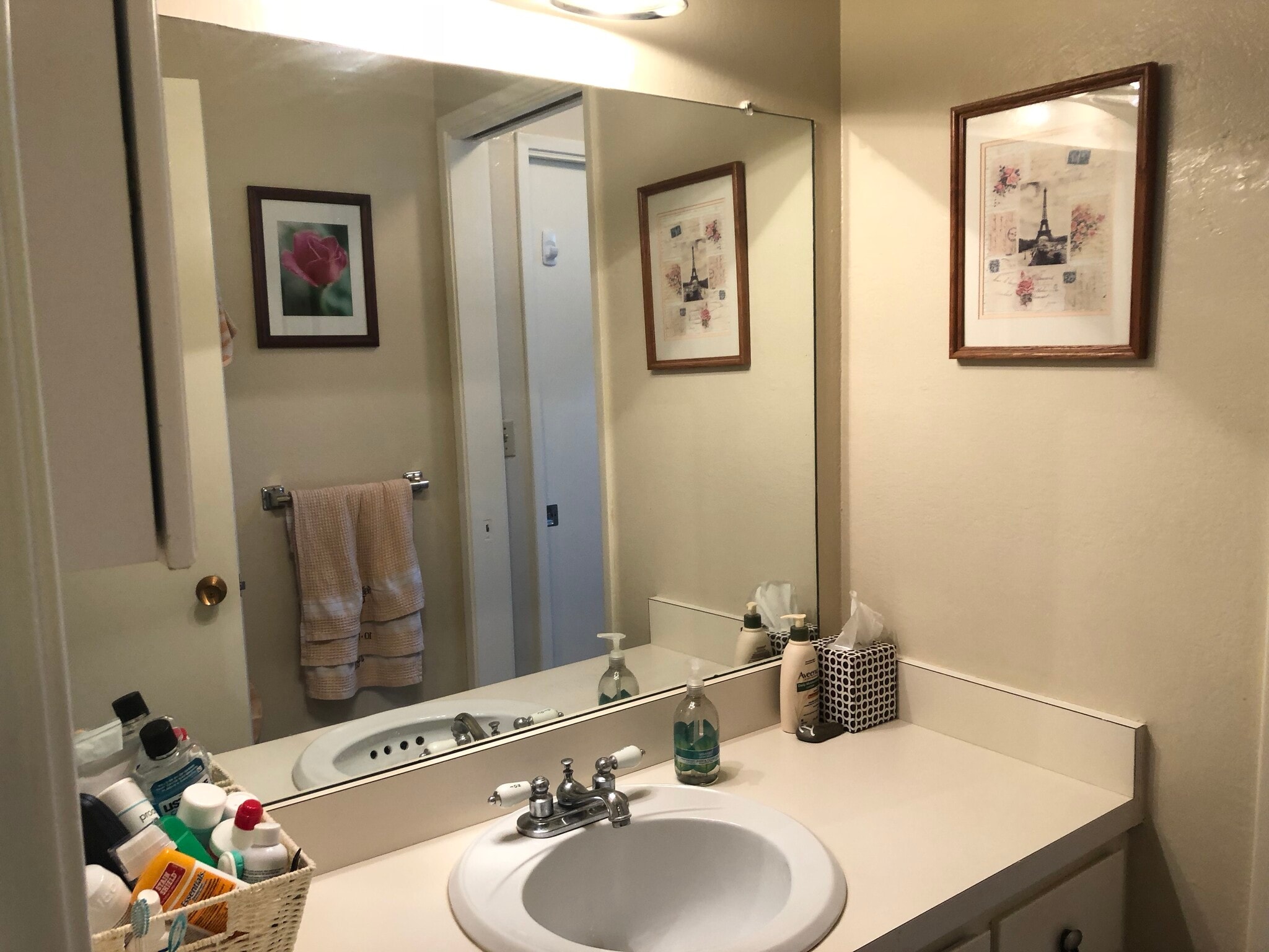 Building Photo - 1064 Fremont St