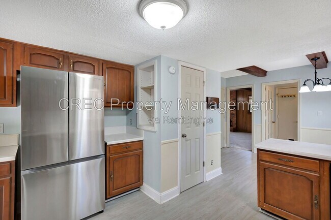 Building Photo - 321 Shaftesbury Ln