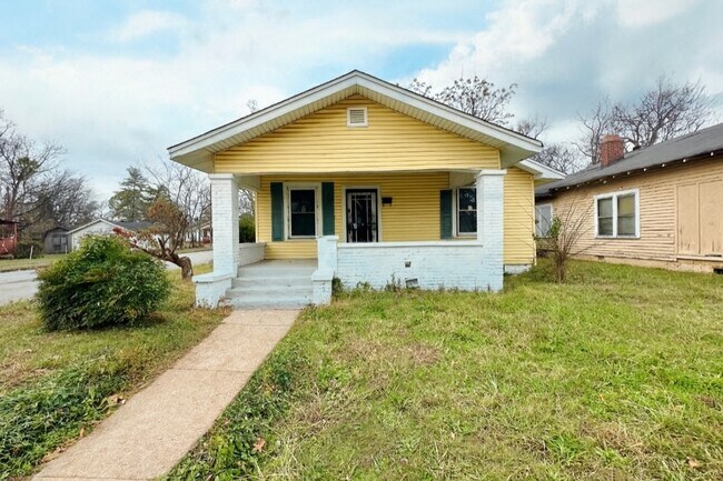 Primary Photo - 2722 Ave I