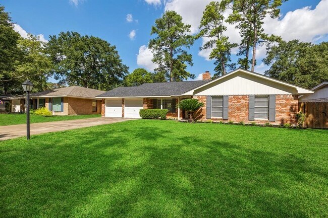 Building Photo - 10214 Londonderry Dr