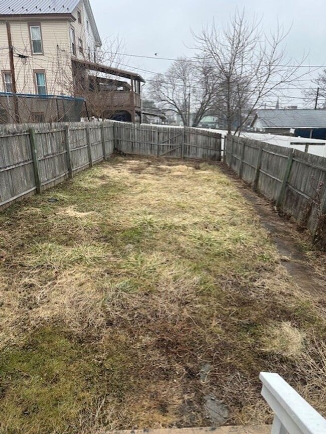 Building Photo - 432 Mulberry St