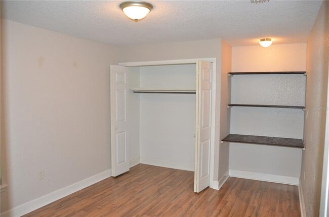 Building Photo - 1602 Lancaster Ave