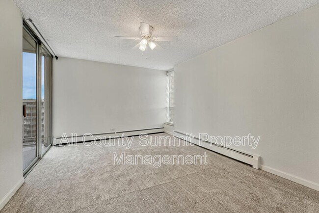 Building Photo - 4800 E Hale Pkwy