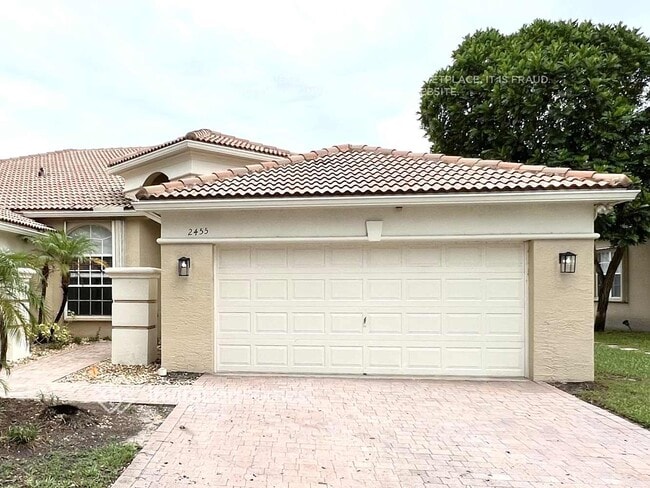 Building Photo - 2455 Sandy Cay