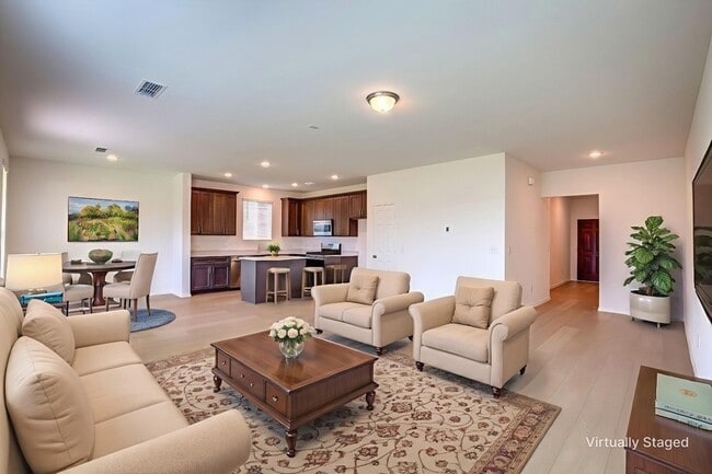 Building Photo - 2407 Carlow Ln