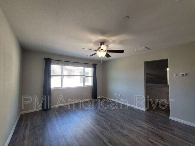 Building Photo - 3238 Chelmer Way