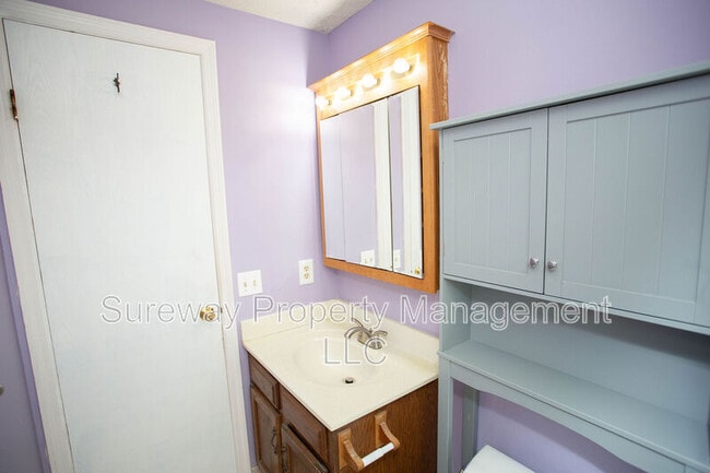 Building Photo - 38 Dorchester Cir