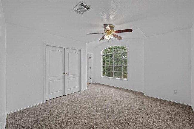 Building Photo - 4433 Chickasaw Ct