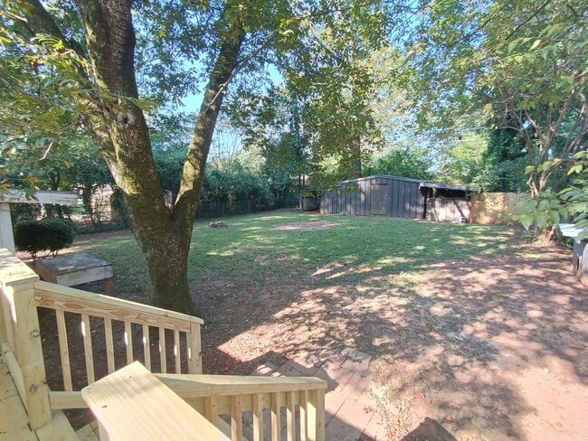 Building Photo - Half off first month rent move in special