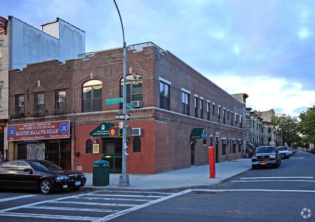 Primary Photo - 784 Knickerbocker Ave