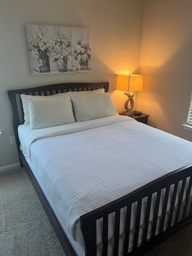 Building Photo - 1445 Broadcloth St