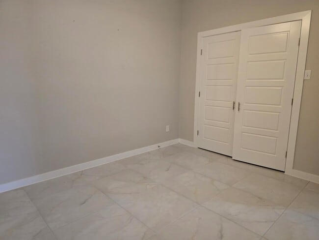 Building Photo - 7108 EL MESON DR