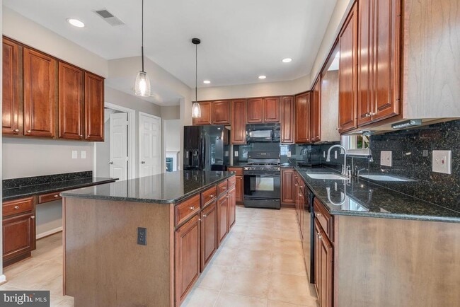 Building Photo - 21354 Fultonham Cir