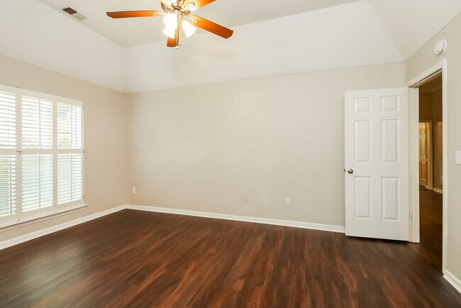 Building Photo - 1506 Newfound Hollow Dr