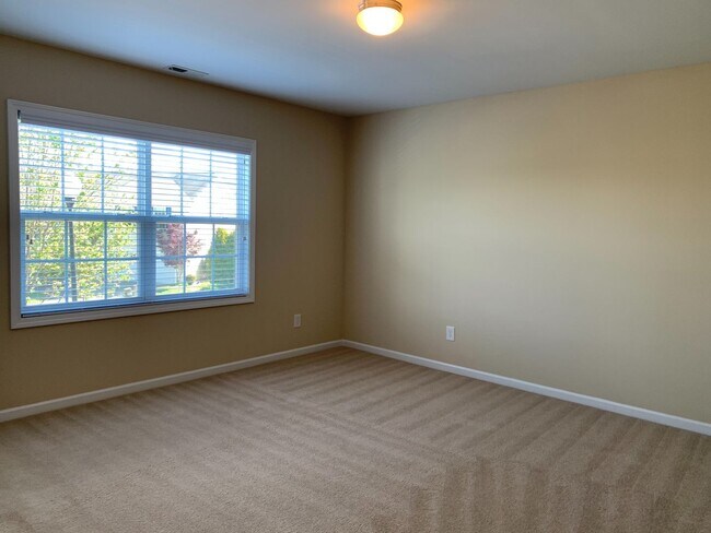Building Photo - 4 Bed / 2.5 Bath Home in Holly Springs