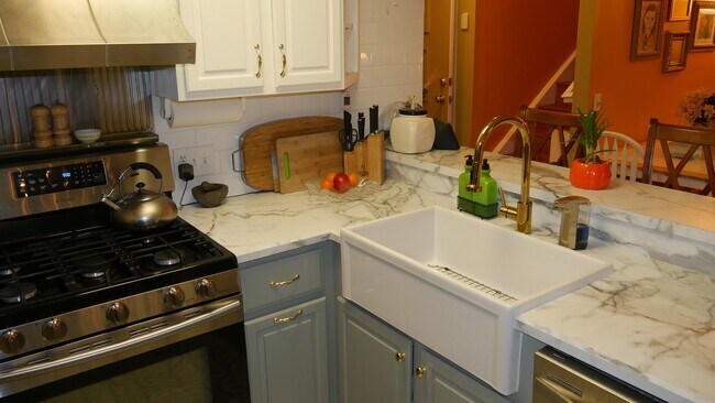 Building Photo - 2641 S Xanadu Way